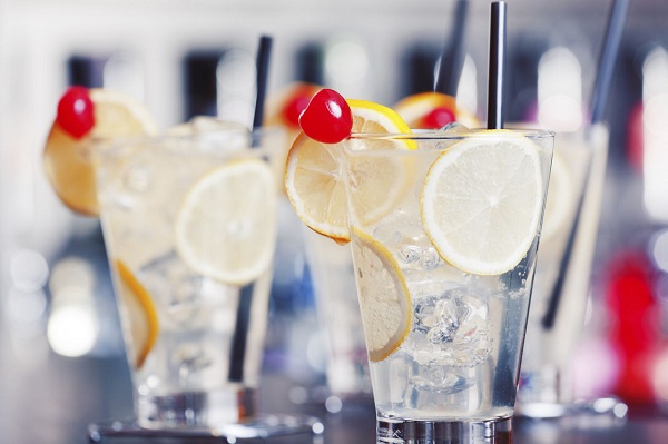 Nguồn gốc Cocktail và 3 thành phần chính trong pha chế bạn nên biết