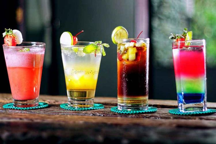 Sự ra đời của Mocktail và điểm khác biệt so với Cocktail