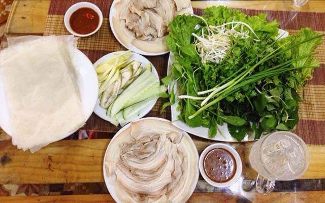 Bật mí ngay quán bánh tráng cuốn thịt heo ở Đà Nẵng mà bạn nên thử