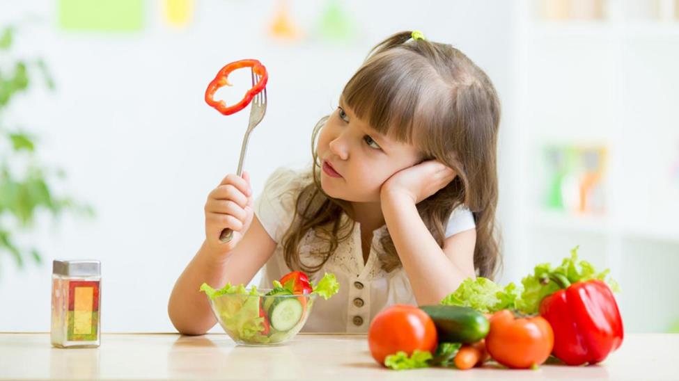 Dinh dưỡng là nhu cầu cần thiết giúp trẻ cao lớn khỏe mạnh